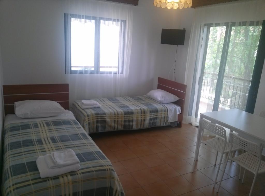 Erofili Apartment Pefkochori Bilik gambar